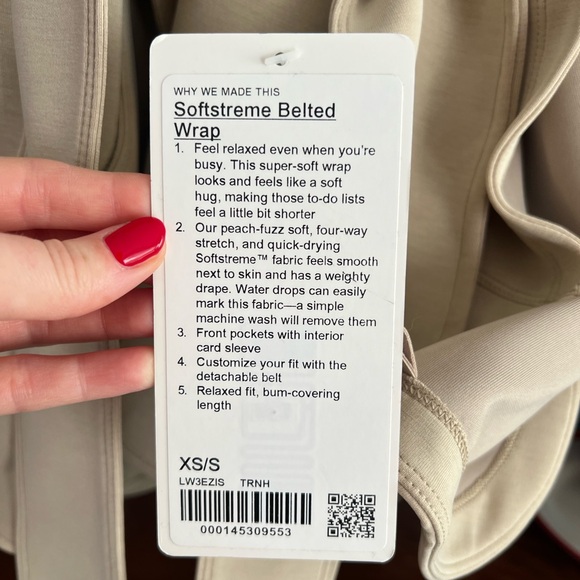 LULULEMON Softreme Belted Wrap - Picture 3 of 5